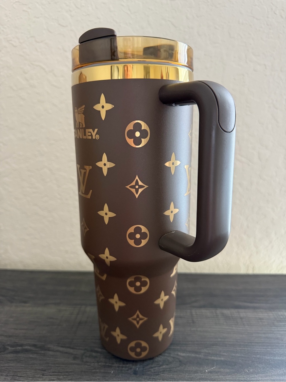 Brown Gold 40oz Quencher Tumbler Handle Straw Box New